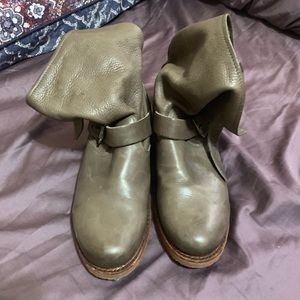 Frye boots 9 slouchy  Veronica